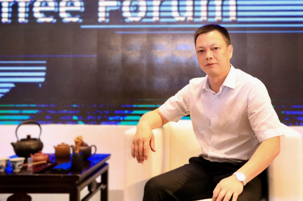 何作如:世界茶文化协会名誉会长 普洱大家