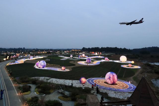 空港花田梦幻夜场正式开放 这样的 双流"不夜城"春节等你来