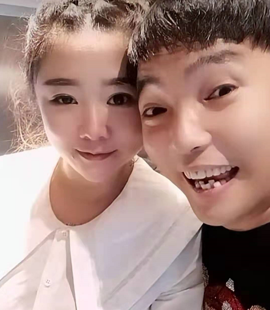 赵本山弟子霍云龙与梦迪离婚去年已再婚二婚娇妻比他小11岁