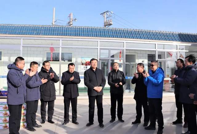 1月29日,30日,杨国董事长深入到宁东水务公司,吴