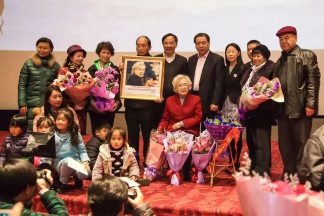 秦怡,100岁生日快乐!