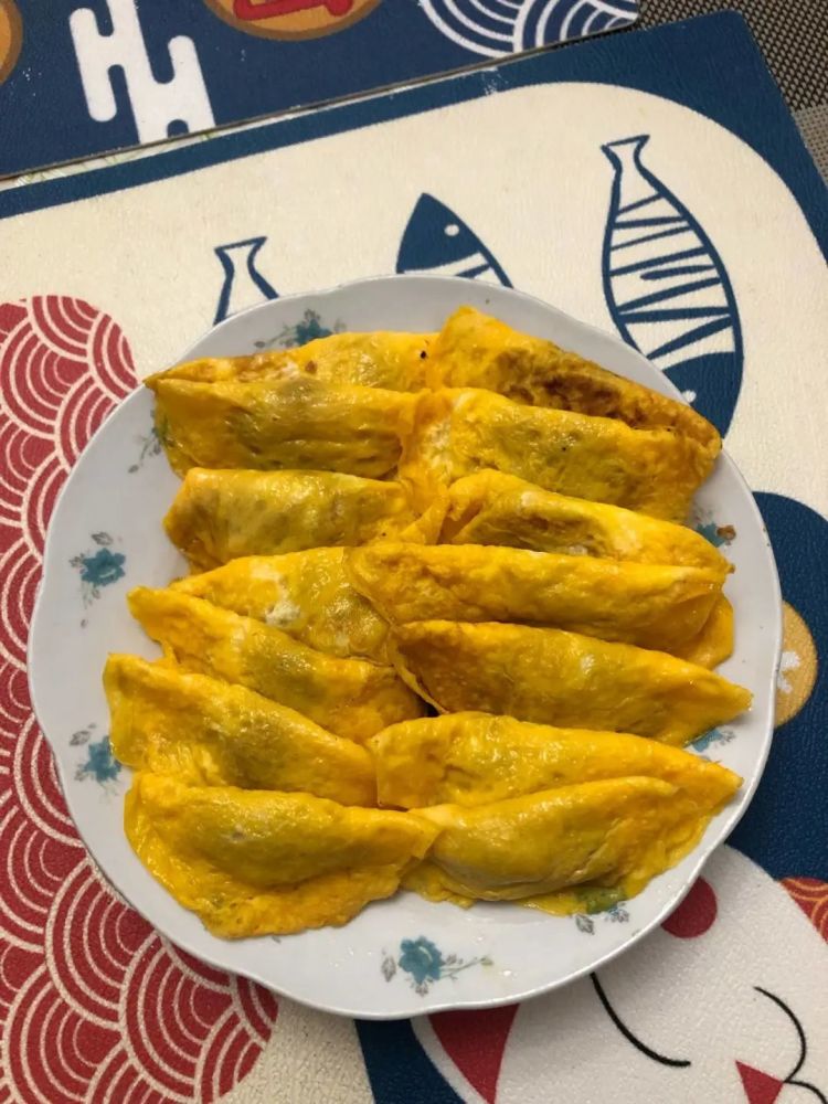 年三十的宁波菜场人山人海杀鸡买菜做羹饭80后男子为过年仪式感忙了