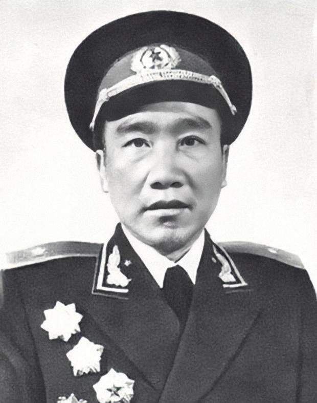 东北野战军第八纵队的两位司令员一个是上将一个却是暂授少将