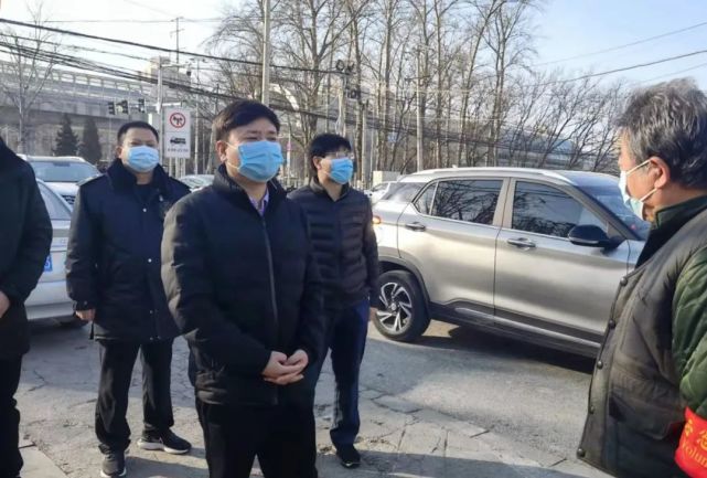 新春在即阎村镇主要领导开展节前安全检查并慰问一线干部职工