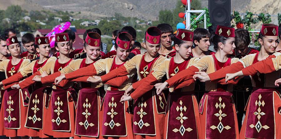 Армения люди