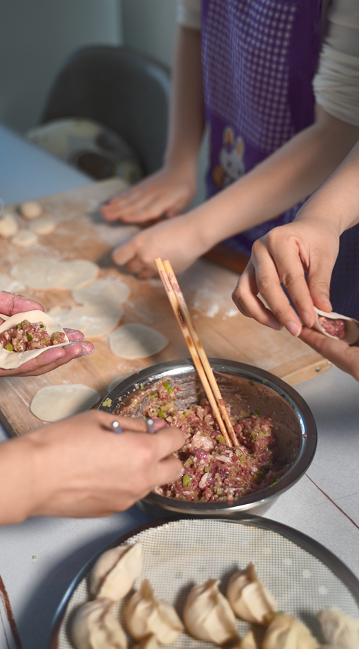 中国人中国年中国味大年初一吃饺子喽