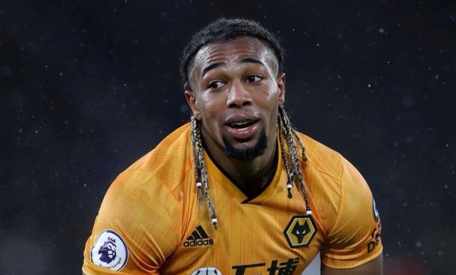 官宣成功租借狼队26岁特劳雷期间薪水仅为35万欧巴萨重建