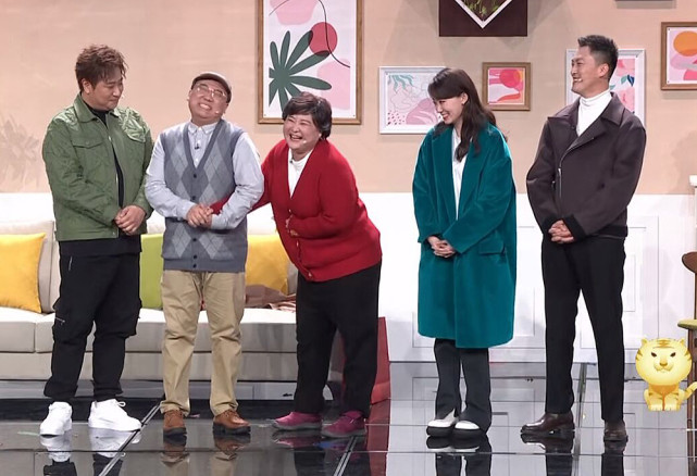 春晚舞蹈作品美出圈 5个小品都抵不过一个虎头虎脑的撒贝宁好笑