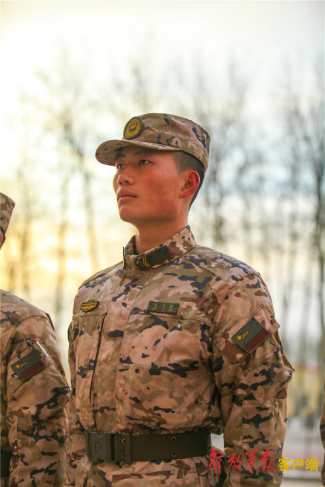 来源:解放军报客户端  作者:邓立军 史兆枫 周静