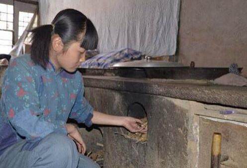 平凡的世界孙兰香出身寒门靠知识实现理想成为剧中的励志人物