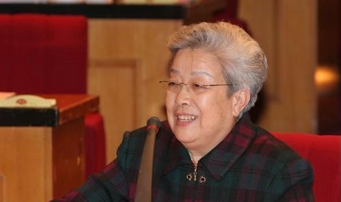 吴仪—中国的铁娘子,一生叱咤风云,终生未婚