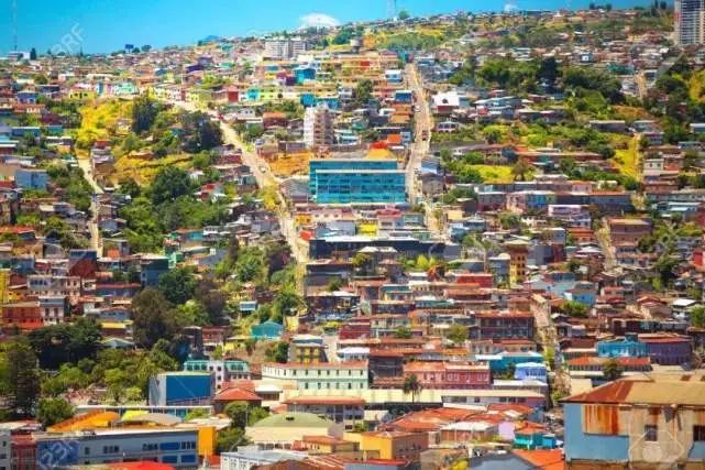 拉帕努伊.其实就是智利的复活节岛了,这里是智利国家级别的公园.