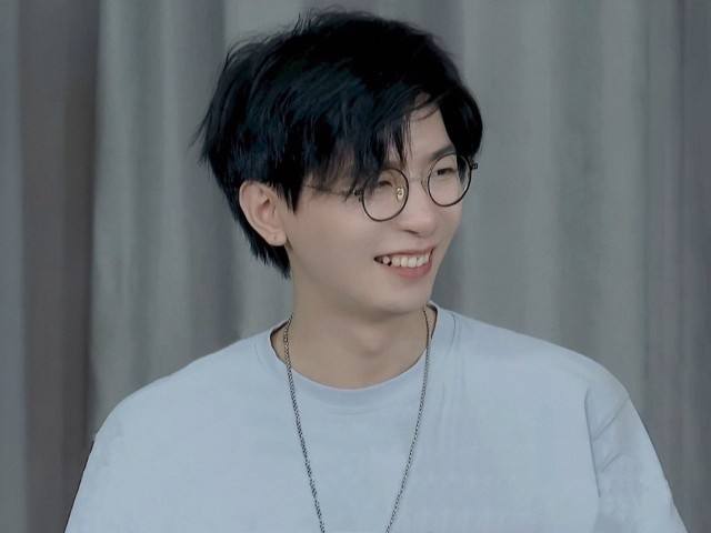 不得不说,lexburner不愧是尊贵的"二次元皇帝",哪