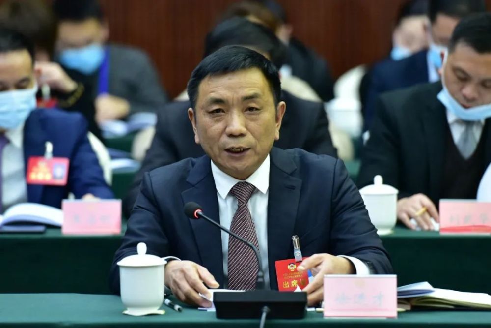 民建内江市委会主委  徐进才民盟内江市委会主委  邓