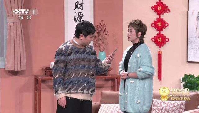 沈腾在春晚小品《还不还》里演的老赖可以气死债主,有钱死活不还