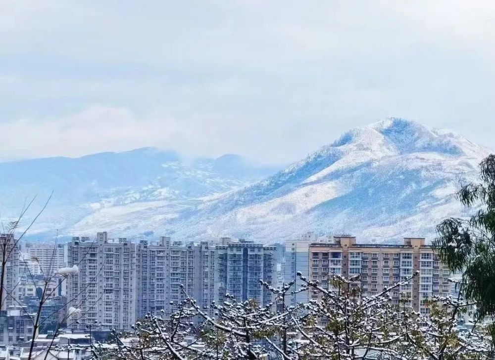 下雪啦西昌迎來2022年的第一場雪