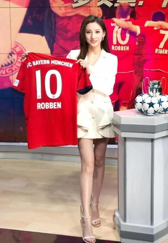 从走秀比基尼掉落,到主持春晚,马凡舒:谁爱看谁看_腾讯新闻