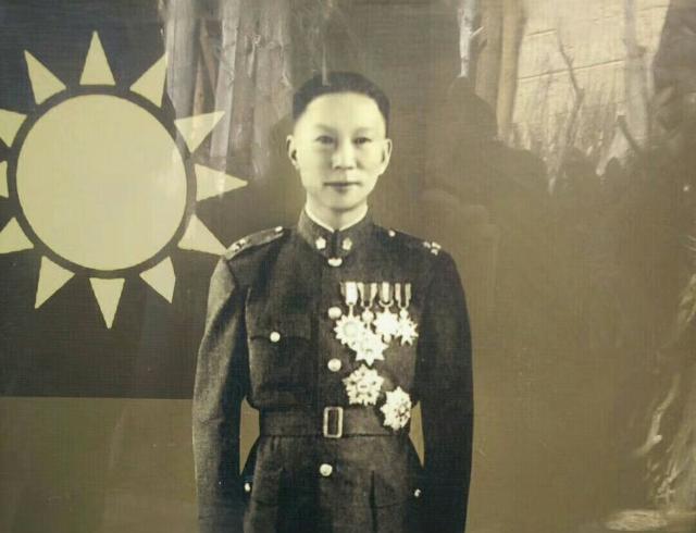 说道吴逸志,不得不提到另一个著名的抗日将领,他非常的赏识吴逸志