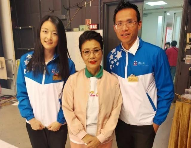 网坛,但仍然在七年时间里,为李圣根生了四个孩子,除了老大是女儿之外