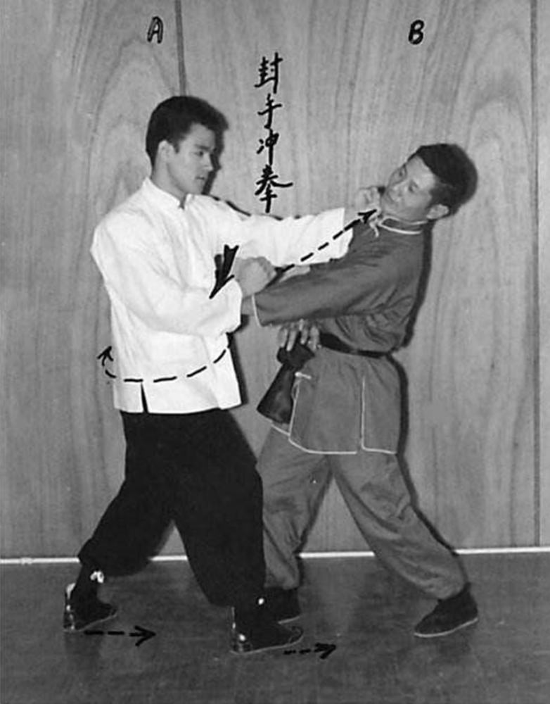 从此后按照严镜海的训练方法苦练不辍,换得了一身更强健肌肉