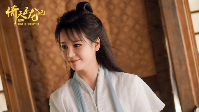 《倚天屠龙记》备受关注,因此在王晶导演公布演员阵容时,新版"周芷若"