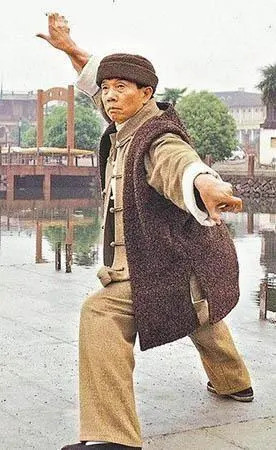 上世纪八九十年代是武打片在香港风靡的年代,随着武打片日渐受欢迎