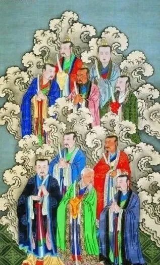 十方天尊其日八极天尊天君同下人问,录人罪福,观察善恶.