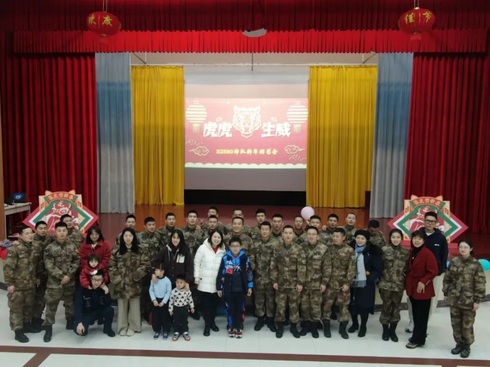 幸福的全家福！7年后的团圆年60年代小学语文内容70年代语文课本