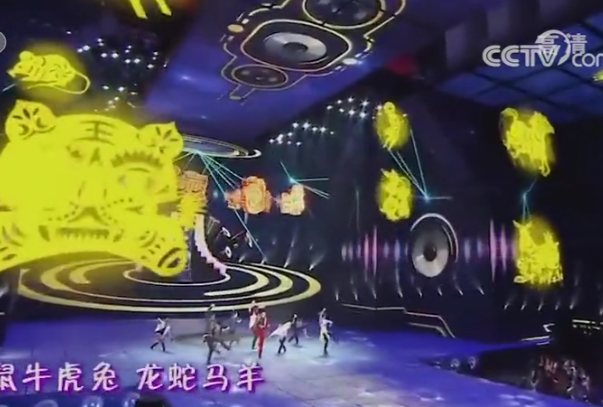 春晚四十年！从四部电话到沉浸式体验，看创新科技如何为春晚添彩_腾讯新闻