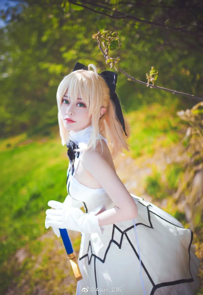 cosplay0271fategrandorder阿尔托莉雅saberlily