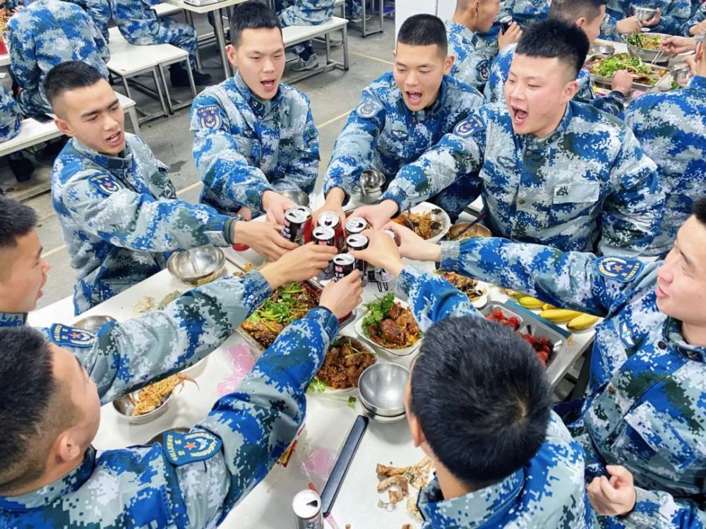 部队春节伙食，yyds中国的高超音速武器领先吗