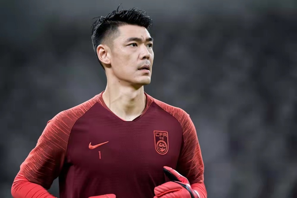 八臂哪吒浪子回头,岭南草上飞助力国家队,盘点国足五大顶级门将_腾讯