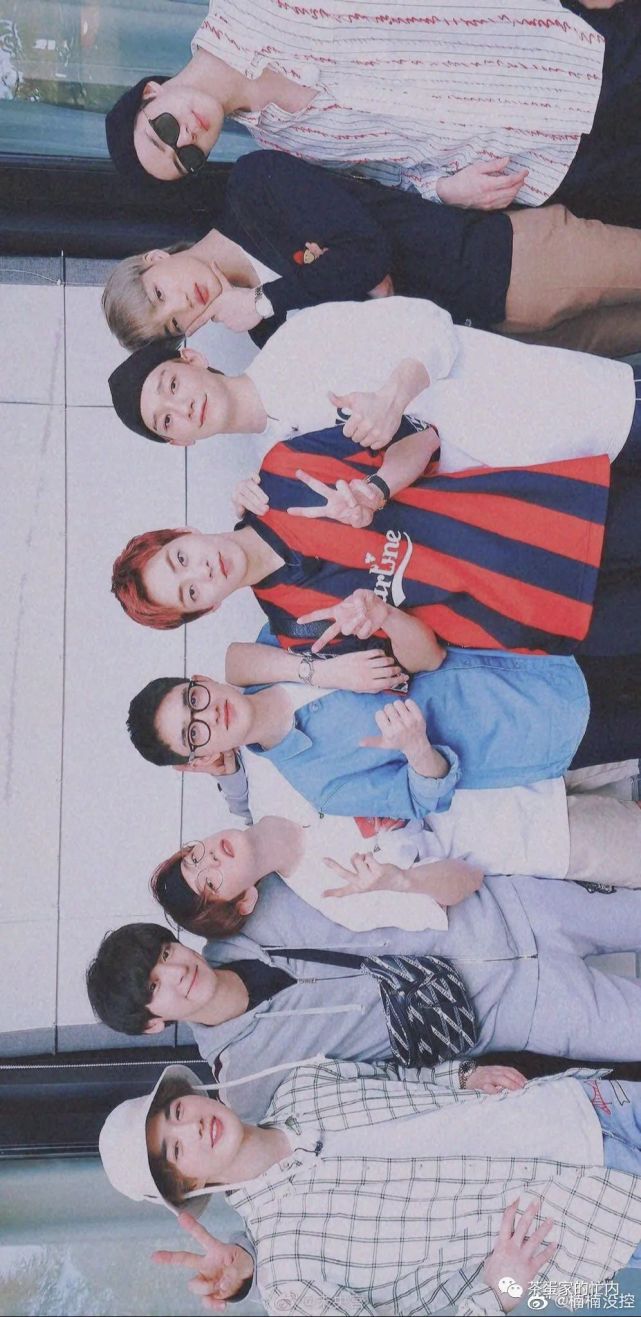 exo团照合照每一张都是回忆