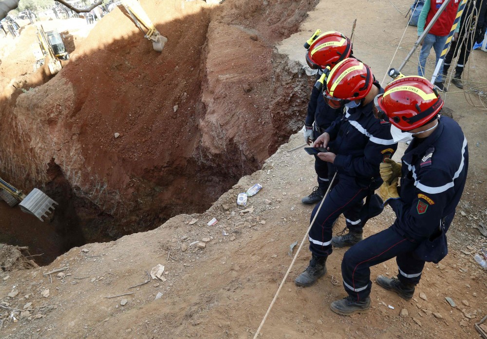 与时间赛跑！摩洛哥5岁男孩坠入30米深井，救援人员疯狂挖掘软件源码购买一般在哪个网站