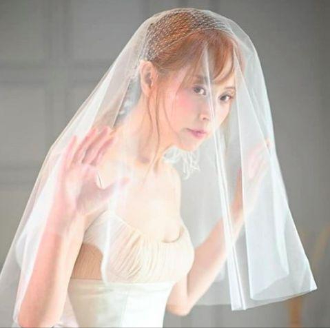 冻龄女神徐贞姬被家暴32年后掷6000万招男友如今嫁小30岁富豪