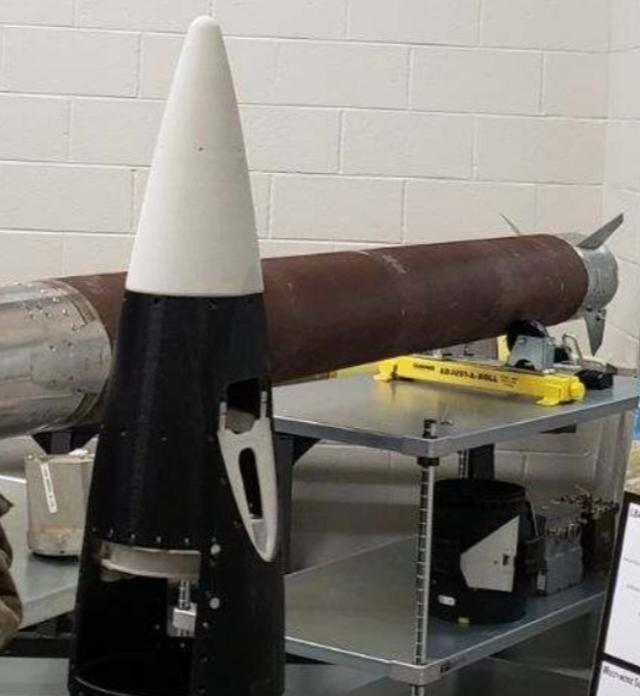 精确制导一击必中，解放军火箭炮射程400公里，比导弹还强9509芝华士科技布