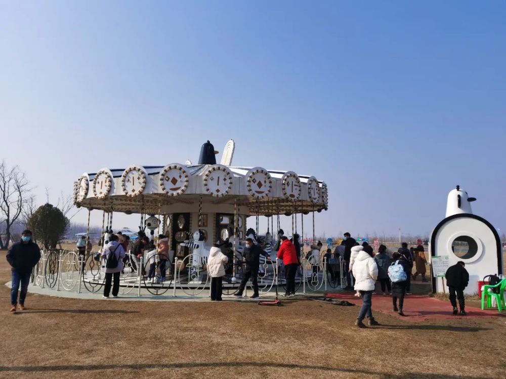 "这几天,把睢宁各个地方都游玩了一遍,岚山,王集都去了,今天打算在咔