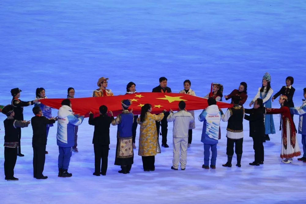激动，自豪！长山花园社区居民集体观看北京冬奥会开幕式CHINA青年GARY