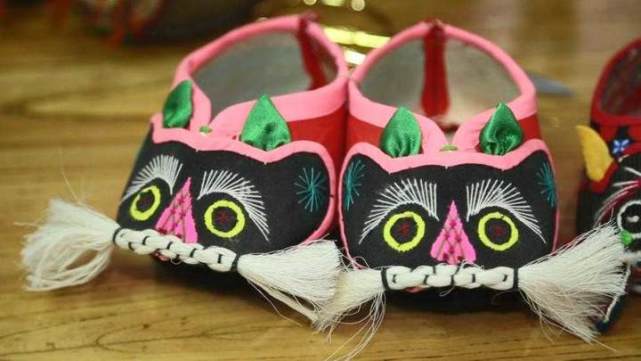 虎年儿童"虎头鞋"