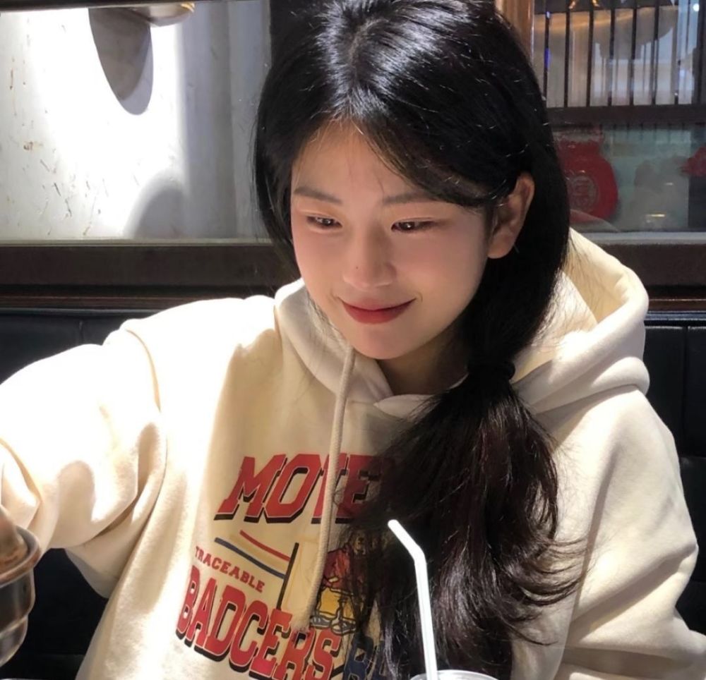 招桃花优质温柔小众好看的女生头像457