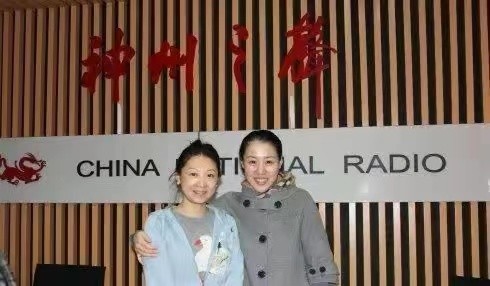 央视主持钱琳琳:二婚嫁小6岁知名影帝,丁克15年却被丈夫宠上天