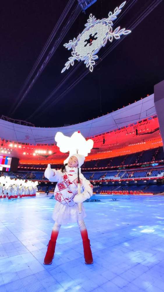 冬奥开幕式上打动观众的“掉队小鸽子”，刚过完10岁生日现役少将名单一览表
