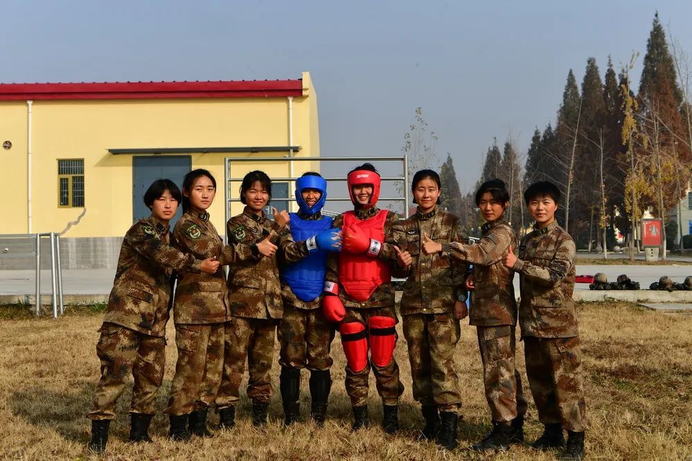 中国第十二批赴南苏丹维和工兵分队：新年首次全要素应急防卫演练中山市星火教育城东名门校区