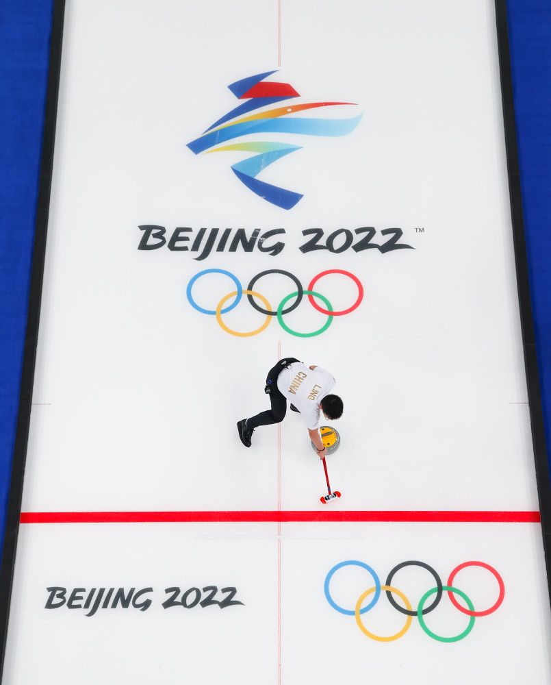 北京冬奥会冰壶混双循环赛中国队不敌挪威队