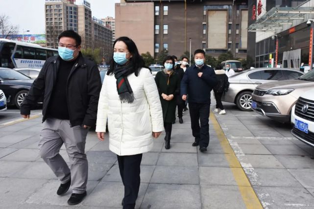 政府副市长李瑛,市政府副秘书长韩景钰,市疫情防控指挥部办公室副主任