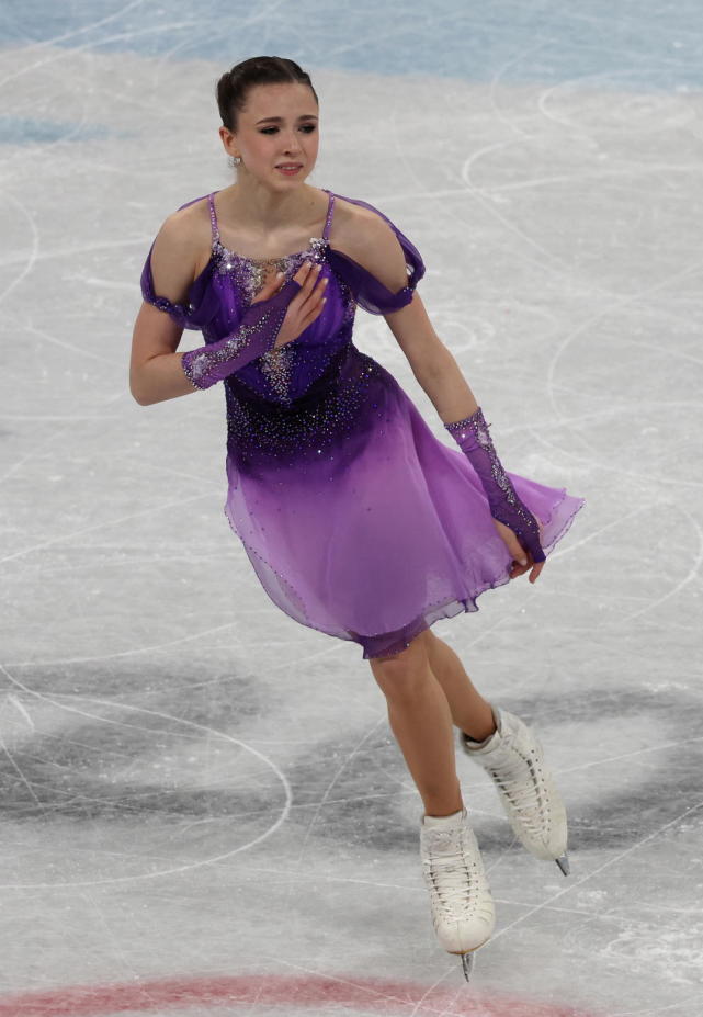 赛后不久,"花滑k宝"和"瓦利耶娃太强了"接连登