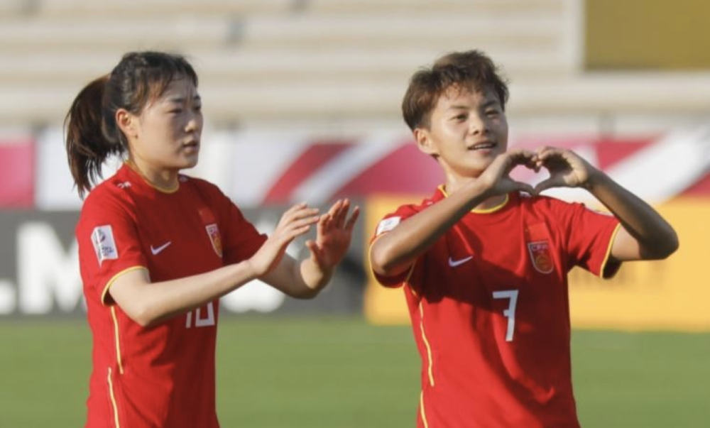 中国女足 好消息！王霜伤愈复出，中国女足剑指冠军，韩国3人在英超踢球