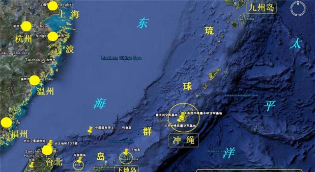 14世紀初,琉球群島上出現中山,山南和北山三個政權,明朝成立後,