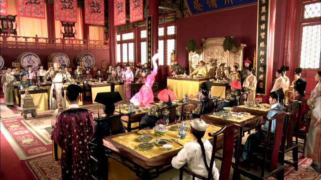 甄嬛传:皇上和果郡王对甄嬛的浪漫,谁赢谁输?