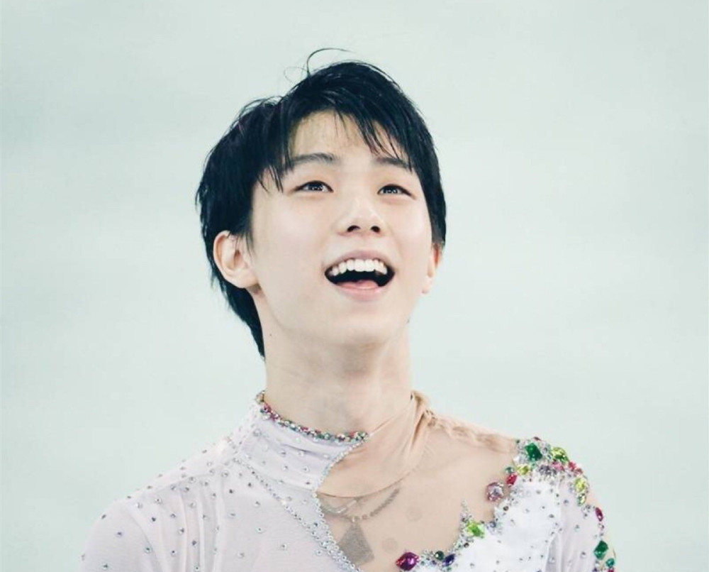 日本国民偶像羽生结弦:冰上王子惊艳世界,连爱子公主都追他_腾讯新闻